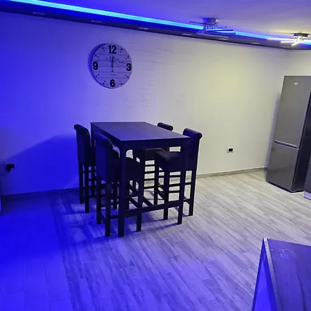 Appartamento Rabit Delux I Belgrado